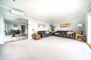 Reception room- click for photo gallery